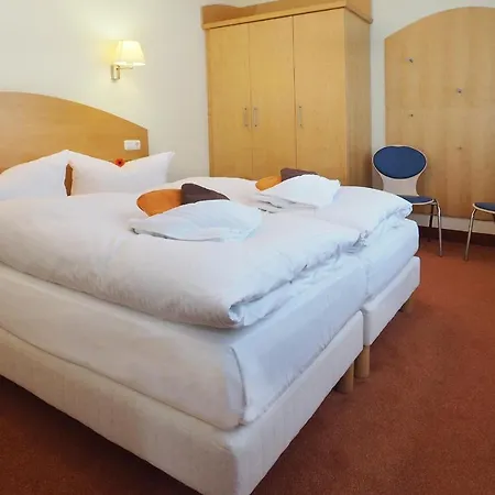 Seetelhotel Esplanade Mit Aurora 3*